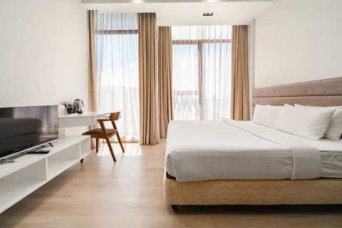 EXP Deluxe King Suite w/ Garden View – Expressionz Suites
